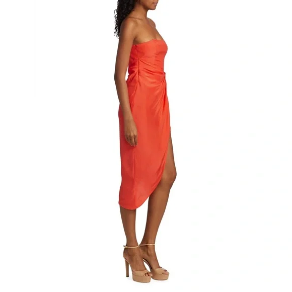 Gauge81
Lica Strapless Draped Asymmetric Dress - Picture 2 of 11